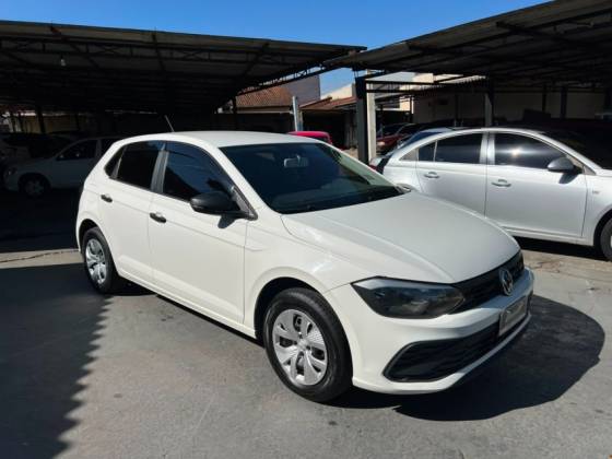 VOLKSWAGEN POLO 1.0 MPI TRACK MANUAL VOLKSWAGEN POLO 1.0 MPI TRACK MANUAL